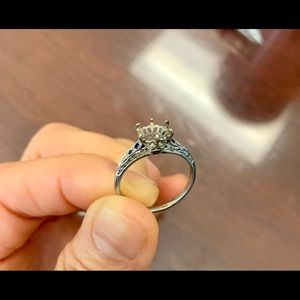 Platinum ring setting with sapphires❤️❤️❤️